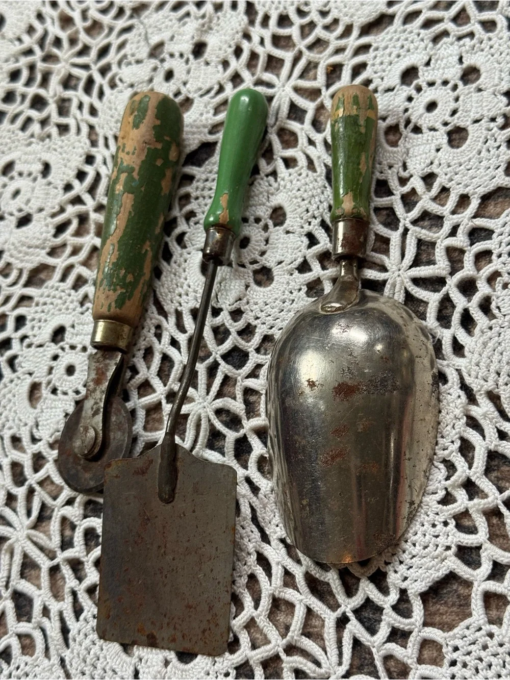 Vintage Green-Handled Metal Serving Utensils Set